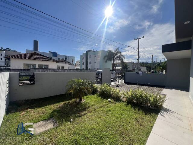 Casa para Venda em São José - 5