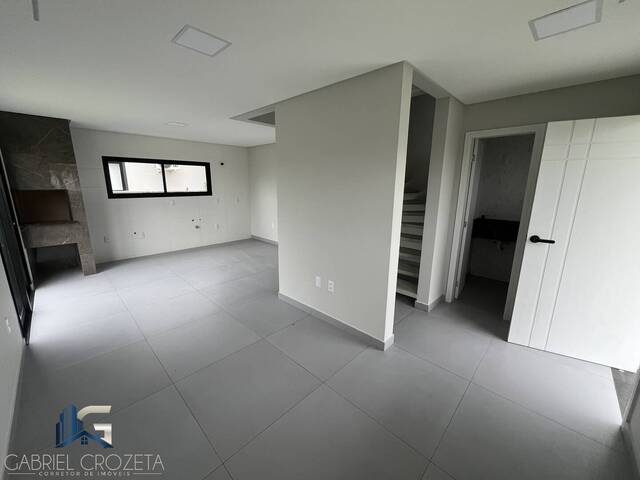 #269 - Sobrado para Venda em Palhoça - SC - 2