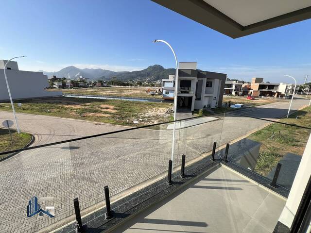 Casa para Venda em Biguaçu - 3