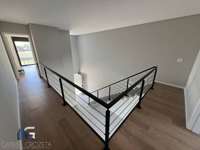 Casa para Venda em Biguaçu - 2