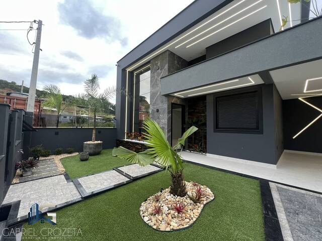 Casa para Venda em Palhoça - 2