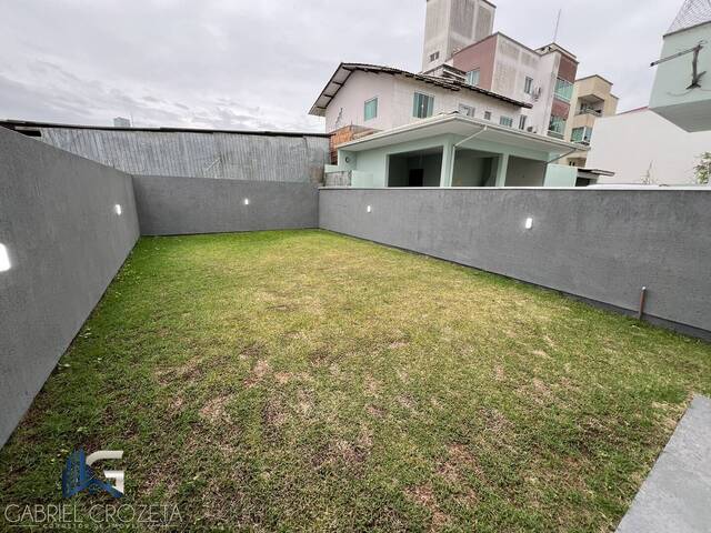 #297 - Sobrado para Venda em São José - SC - 3