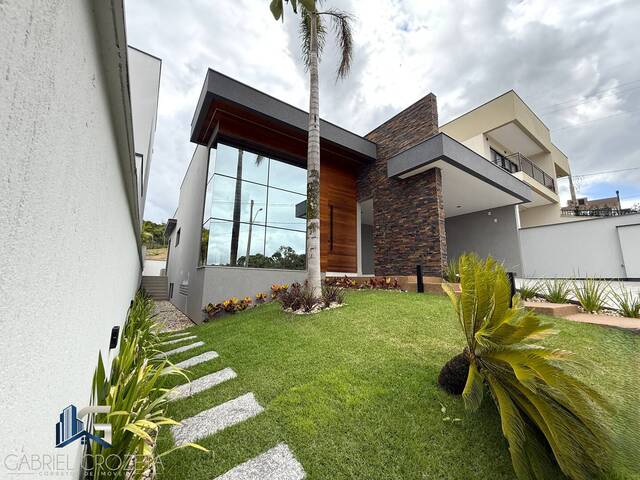 #302 - Casa para Venda em São José - SC - 1