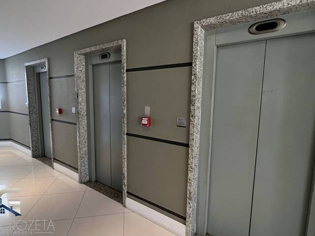 #318 - Apartamento para Venda em São José - SC