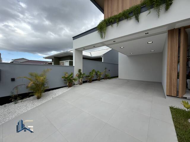 #337 - Casa para Venda em São José - SC - 3