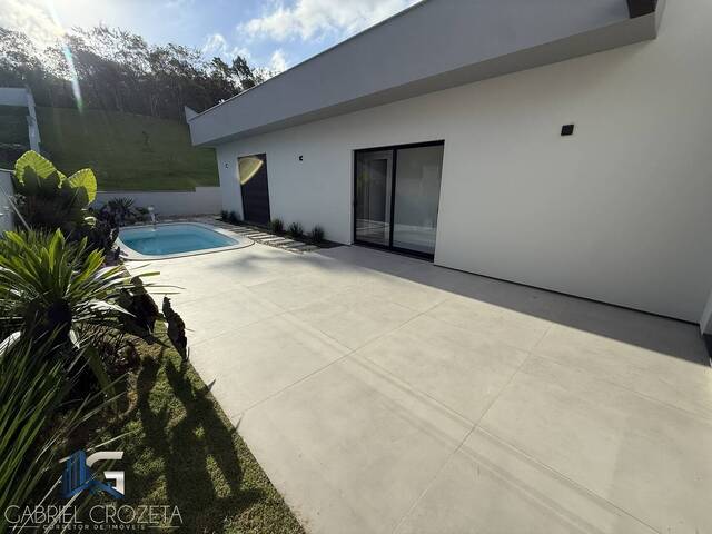 Casa para Venda em São José - 4