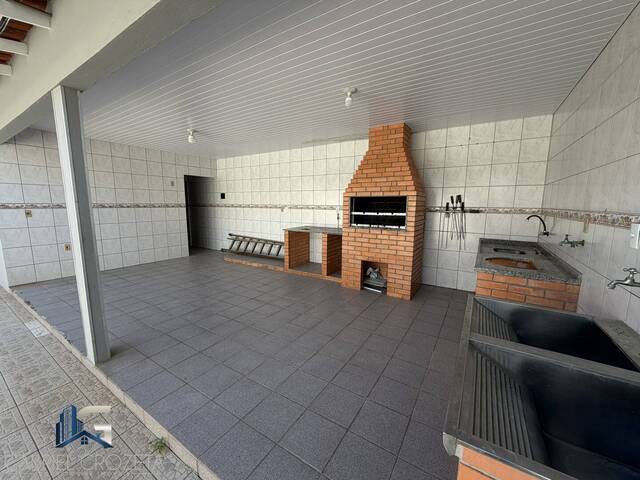 Casa para Venda em São José - 5