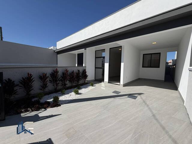 #362 - Casa para Venda em São José - SC - 1