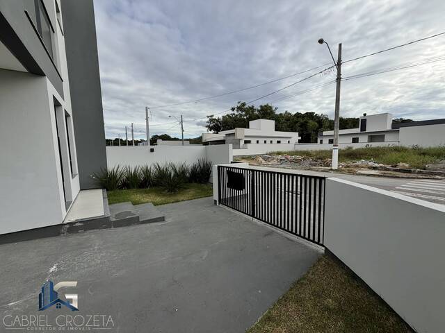 #376 - Sobrado para Venda em São José - SC
