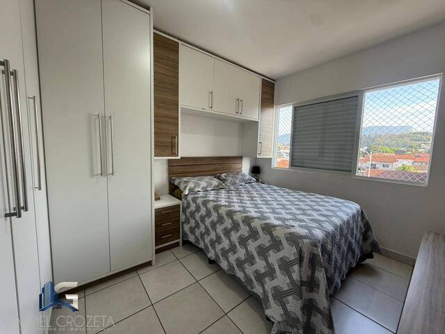 Apartamento para Venda em Palhoça - 4