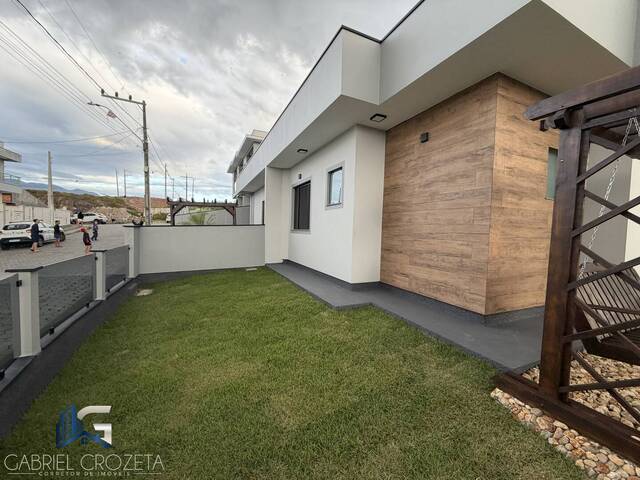 Casa para Venda em Palhoça - 2