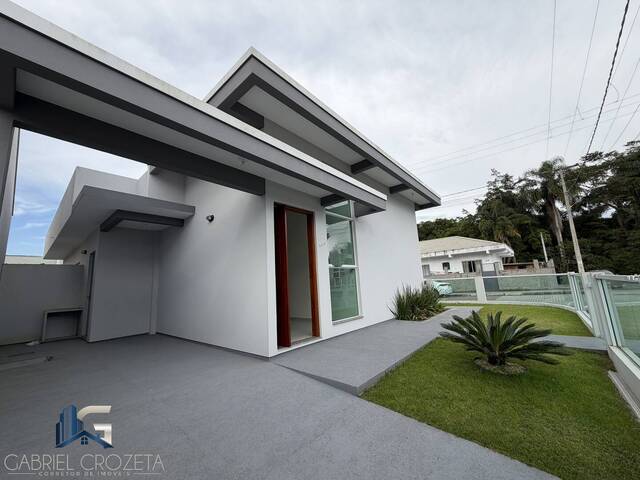 Casa para Venda em São José - 4